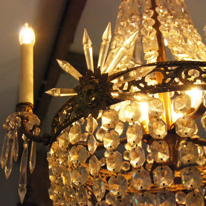 A Stunning Tent and Bag Style Vintage Crystal Chandelier – Poppy Greens Home
